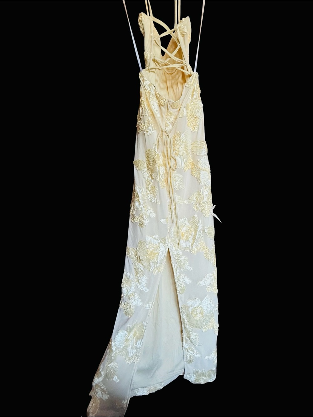 Lulus Nantessa Pale Yellow Floral Applique Lace-Up Back Maxi Dress Slit Medium - Picture 10 of 11